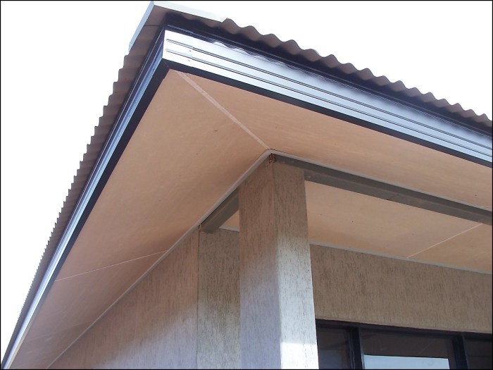 Painting soffits